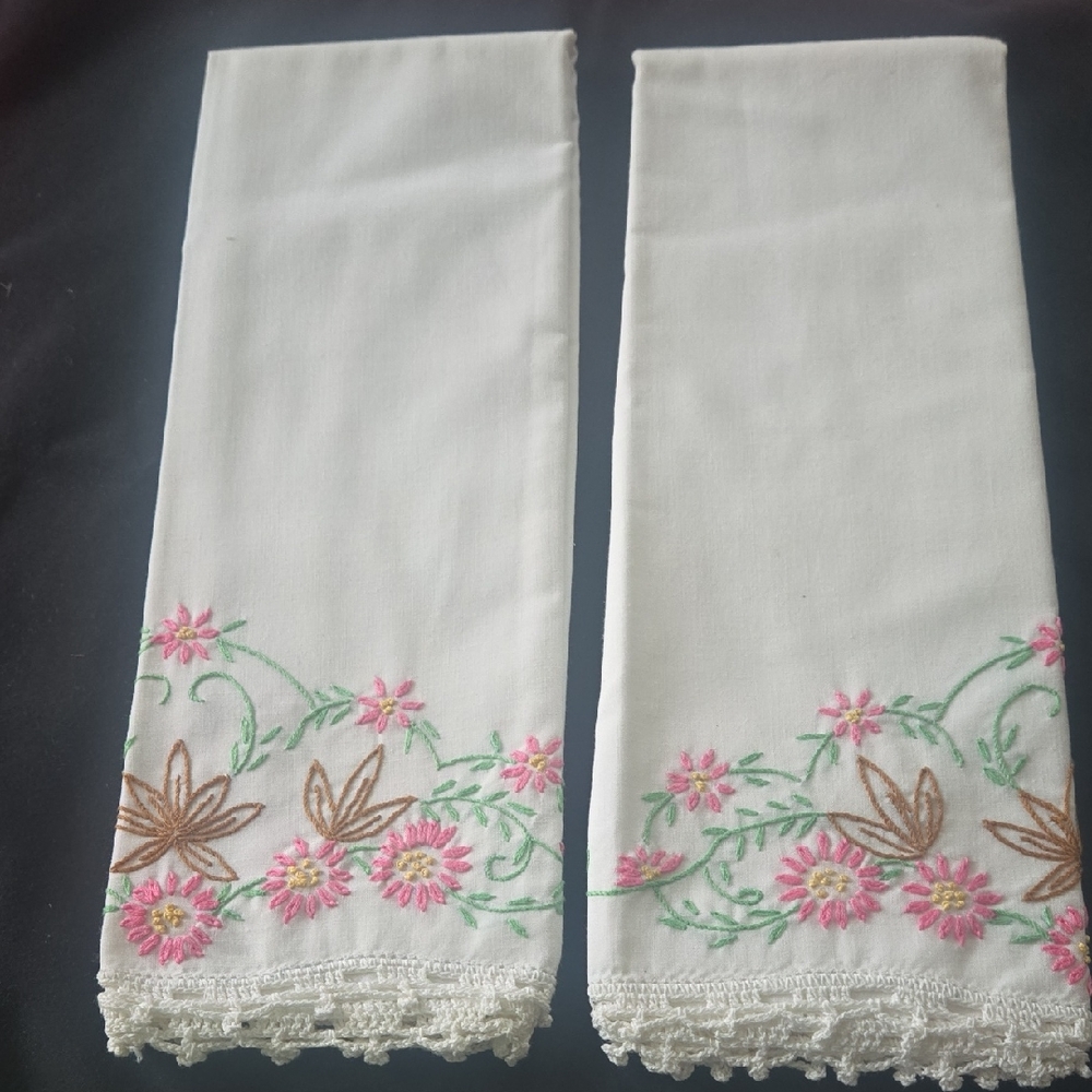 Embroidered Floral Cotton Hand Towels - Pink & Green